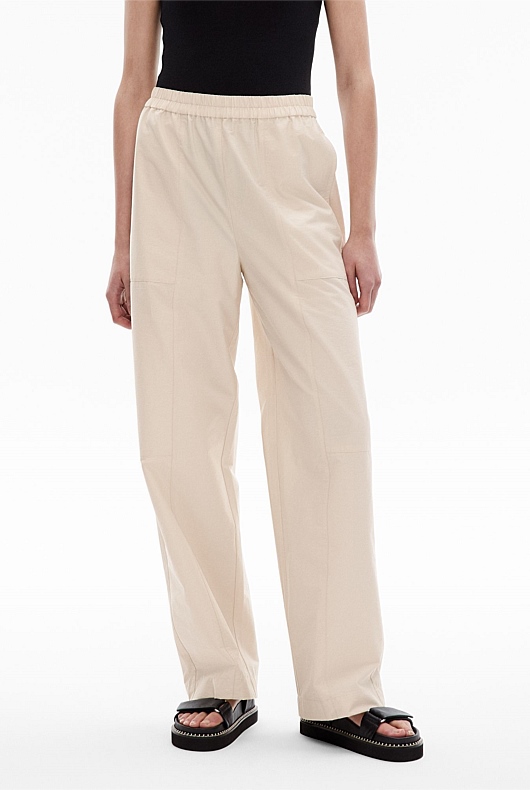 Utility Pull On Pant