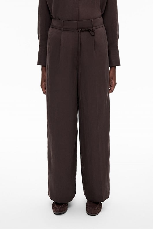 Fine Belt Detail Pants