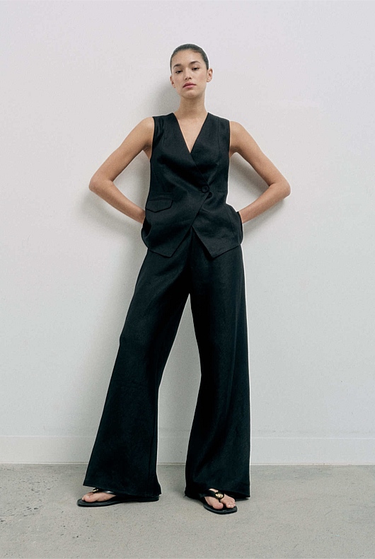 Overlap Button Vest