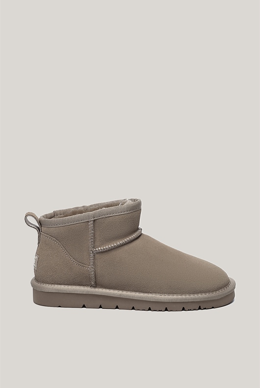 Julia Boots