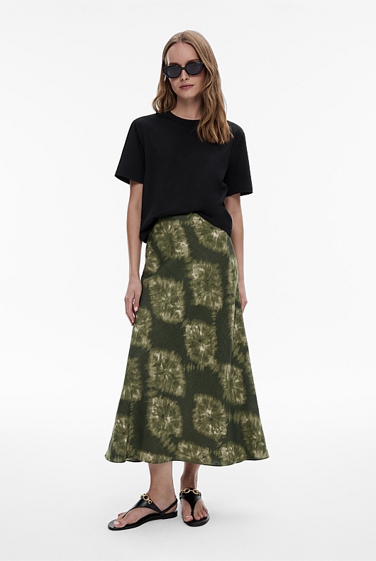 Green skirt 2024 in french