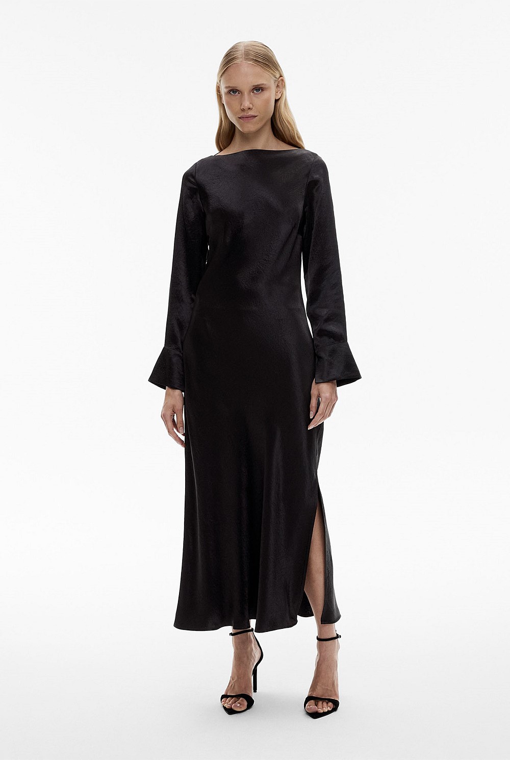 Shop Women's Sale Dresses | Afterpay & Free Delivery | Witchery AU